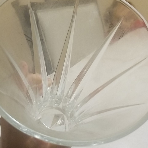 Tall Glass Flower Vase - Picture 2 of 3